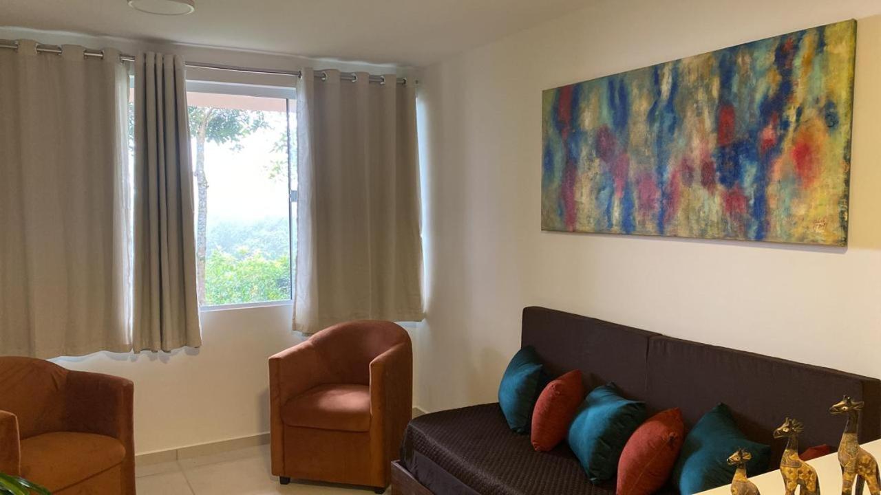 Flat Condominio Topo Da Montanha 507 Cha Grande Ngoại thất bức ảnh